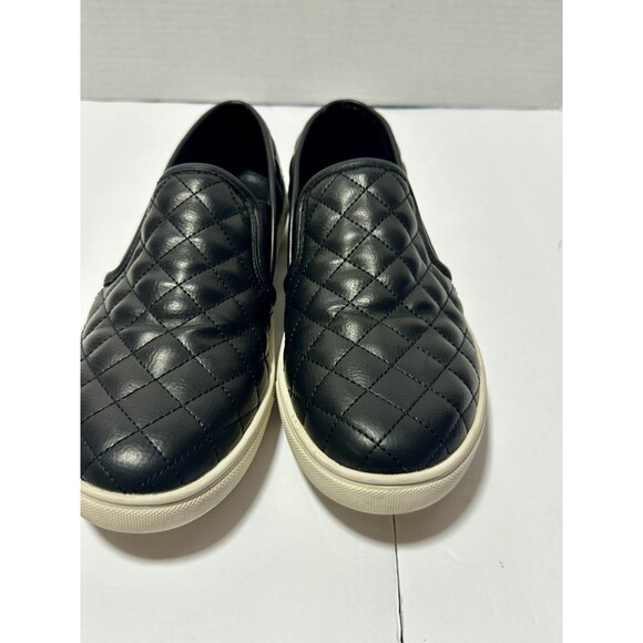 Steve Madden Slip On Shoes ECENTRCQ Black Quilted Comfort Sneakers Womens 10 - Picture 2 of 8